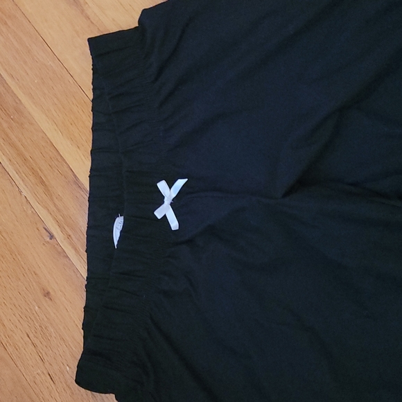 Women's pajamas - Picture 6 of 7